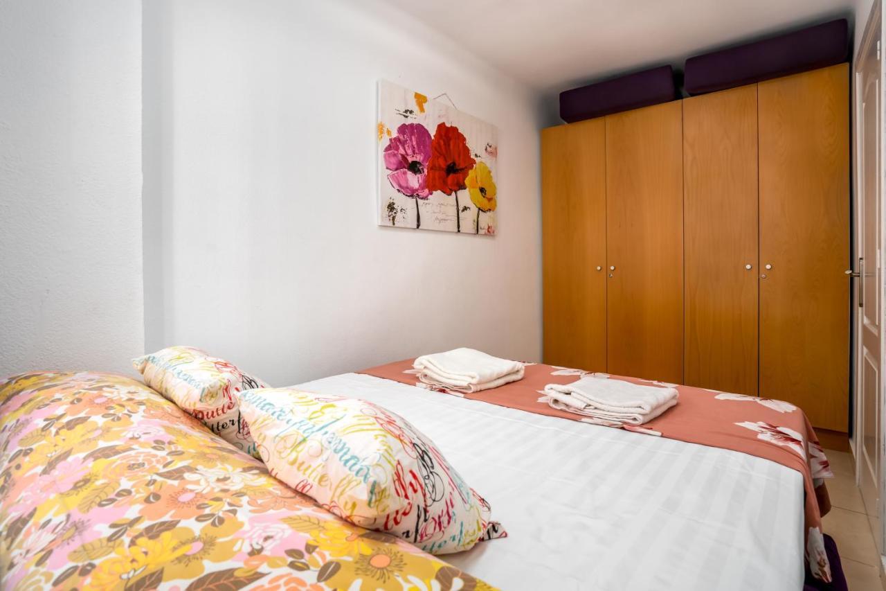 Apartamento Welcs Emp 018 Con Terraza Frente Al Mar Empuriabrava Exterior foto