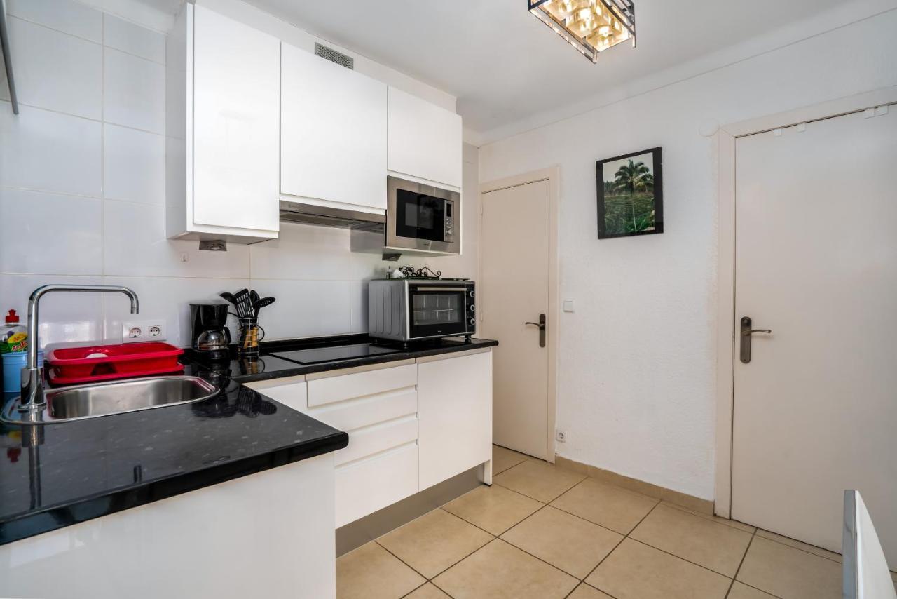 Apartamento Welcs Emp 018 Con Terraza Frente Al Mar Empuriabrava Exterior foto